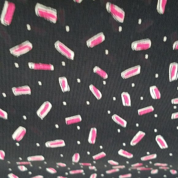 Blouse black geometric petite - Picture 3 of 5